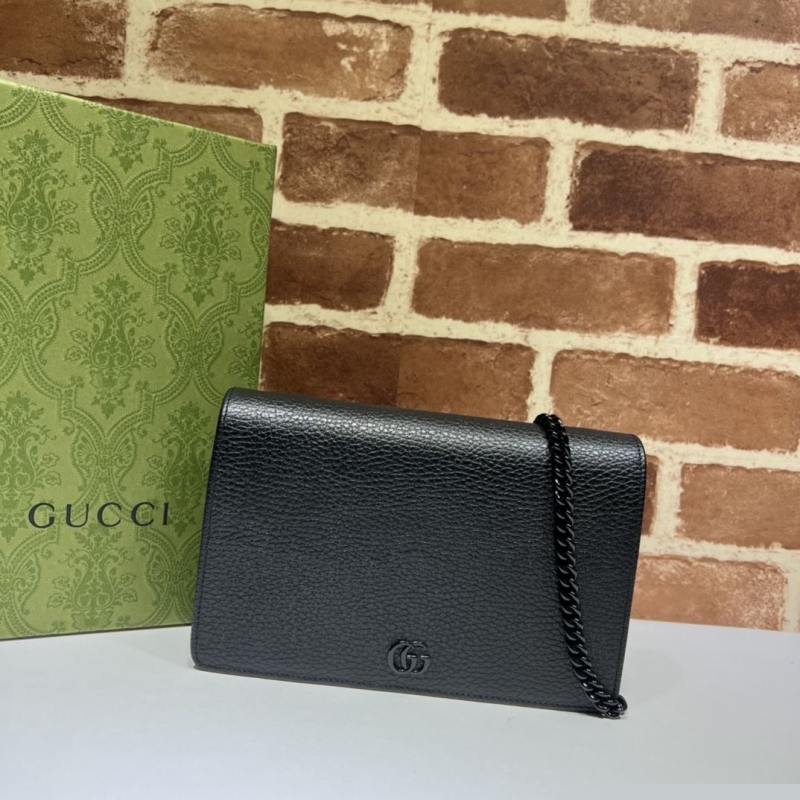 G*u*i wallets & purse